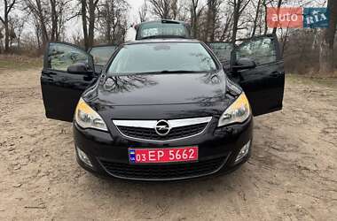 Хетчбек Opel Astra 2010 в Полтаві