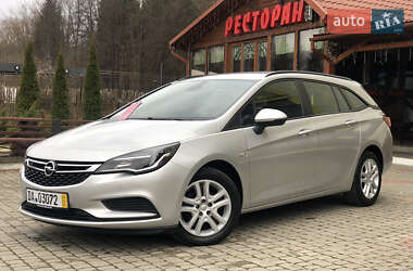 Універсал Opel Astra 2017 в Трускавці