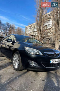 Универсал Opel Astra 2012 в Одессе