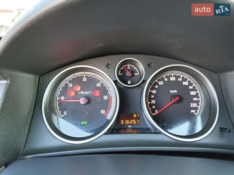 Універсал Opel Astra 2007 в Долині