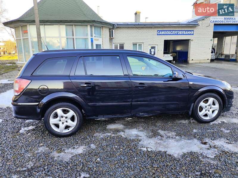 Універсал Opel Astra 2007 в Долині