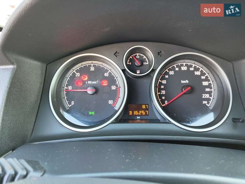 Універсал Opel Astra 2007 в Долині