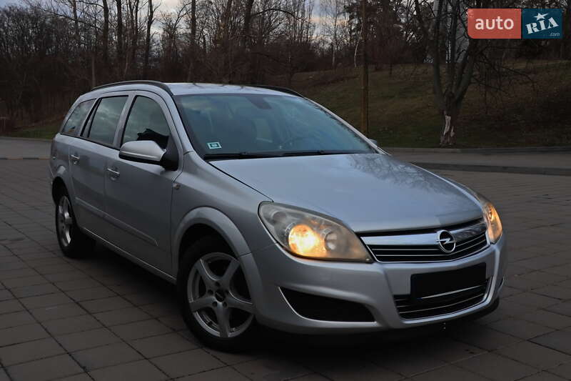 Opel Astra 2008
