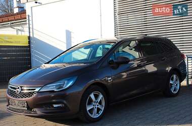 Универсал Opel Astra 2017 в Кропивницком