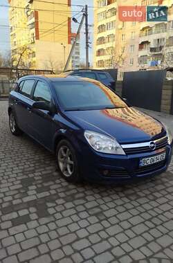 Хетчбек Opel Astra 2004 в Львові