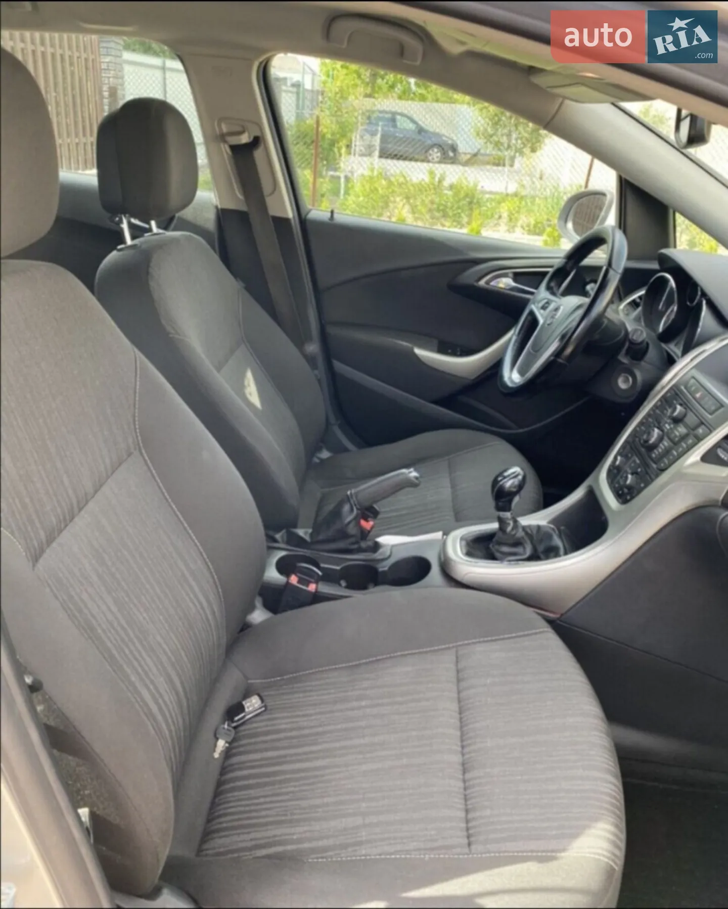 2011 Opel Astra - мініатюра 12