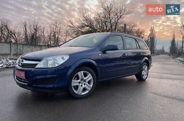 Універсал Opel Astra 2009 в Миколаєві