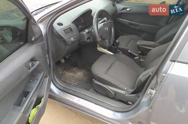 Хэтчбек Opel Astra 2007 в Киеве