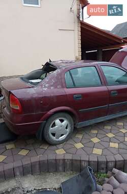 Седан Opel Astra 2008 в Виноградове