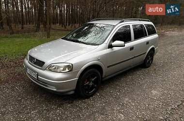 Универсал Opel Astra 2002 в Александрие