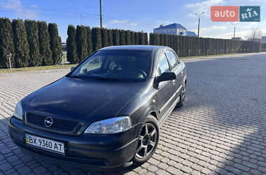 Седан Opel Astra 2008 в Дунаевцах