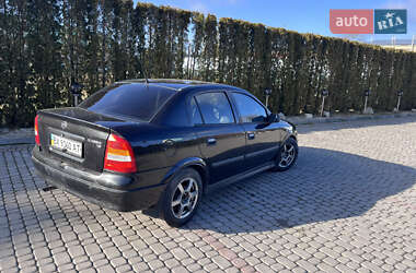 Седан Opel Astra 2008 в Дунаевцах