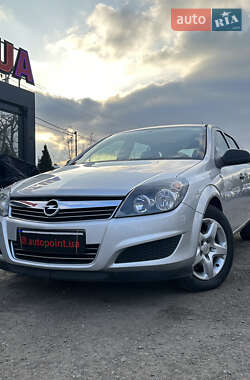 Opel Astra 2010