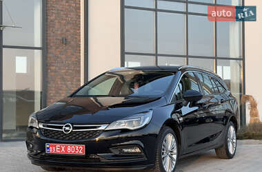 Універсал Opel Astra 2019 в Тернополі