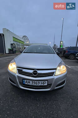 Хетчбек Opel Astra 2009 в Бердичеві