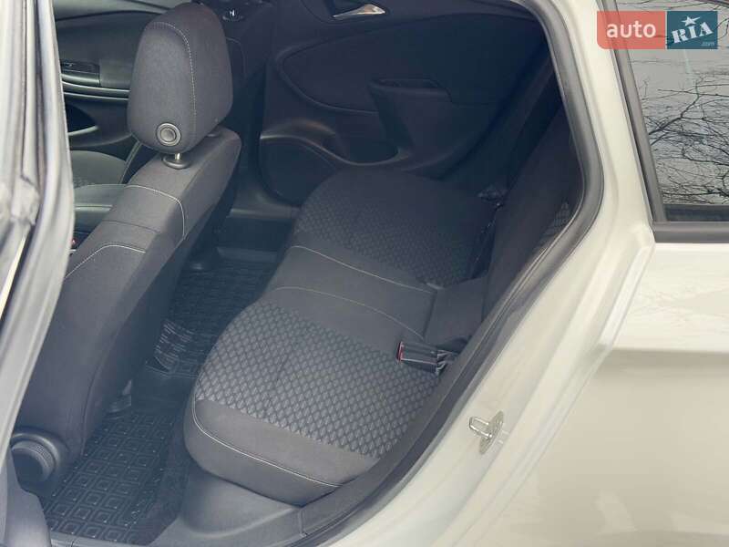 Универсал Opel Astra 2020 в Киеве