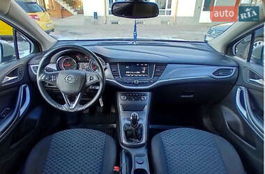 Универсал Opel Astra 2017 в 