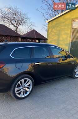 Opel Astra 2012