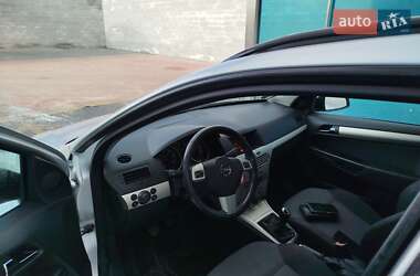 Универсал Opel Astra 2008 в 