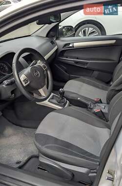 Универсал Opel Astra 2007 в Одессе