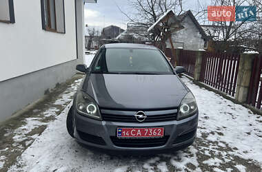 Хэтчбек Opel Astra 2005 в Ивано-Франковске