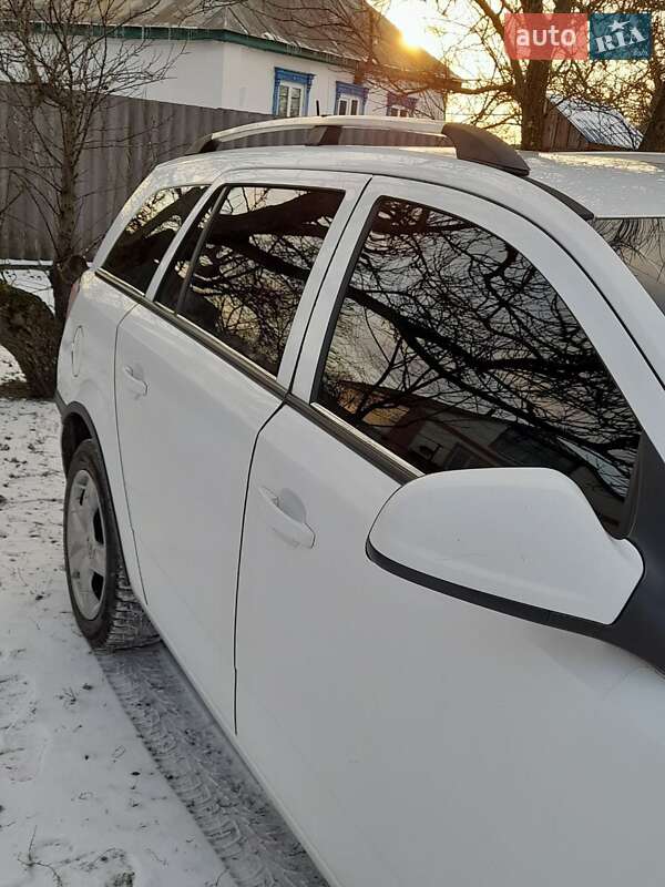 Универсал Opel Astra 2009 в Бурыни фото 6 Универсал Opel Astra 2009 в Бурыни