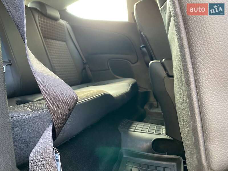 Хэтчбек Opel Astra 2013 в Киеве
