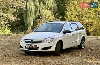 Универсал Opel Astra 2010 в Нежине