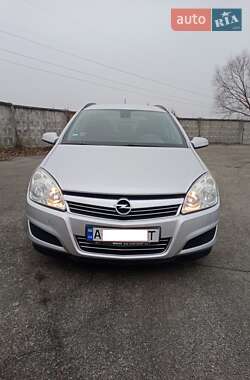 Универсал Opel Astra 2008 в Киеве