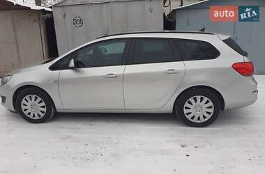 Універсал Opel Astra 2014 в Черкасах