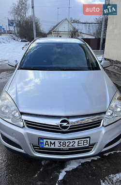 Універсал Opel Astra 2008 в Житомирі