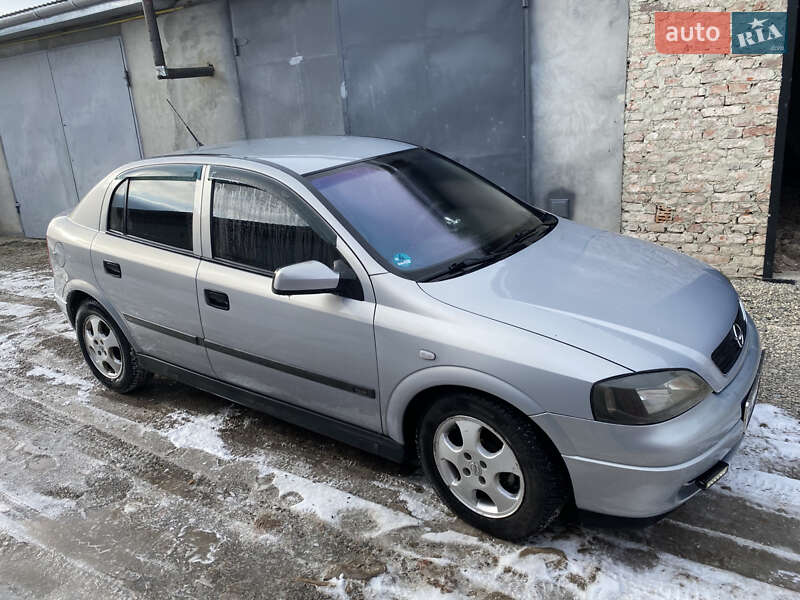Хэтчбек Opel Astra 2001 в Чорткове