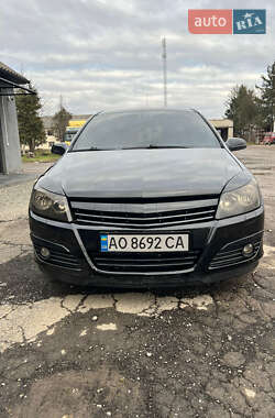 Универсал Opel Astra 2005 в Виноградове