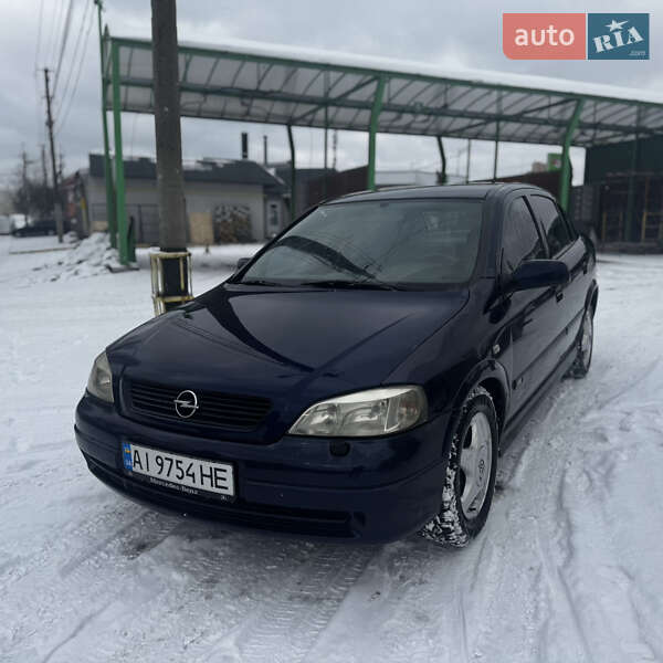 Седан Opel Astra 2000 в Киеве