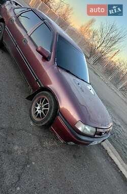 Седан Opel Astra 1993 в Балаклее