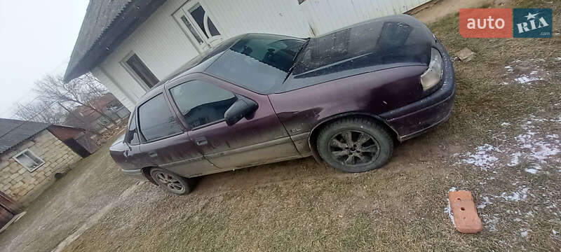 Седан Opel Astra 1993 в Черновцах фото 2 Седан Opel Astra 1993 в Черновцах