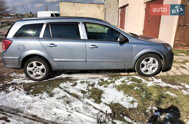 Универсал Opel Astra 2008 в Очакове