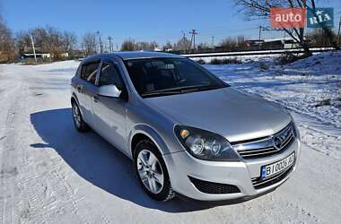 Хэтчбек Opel Astra 2012 в 