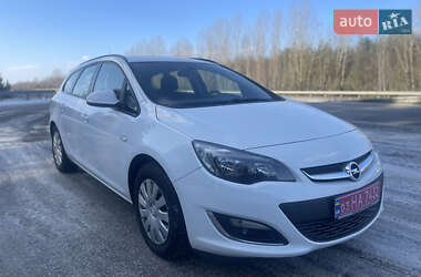 Універсал Opel Astra 2013 в Ковелі