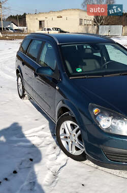 Універсал Opel Astra 2006 в Ківерцях