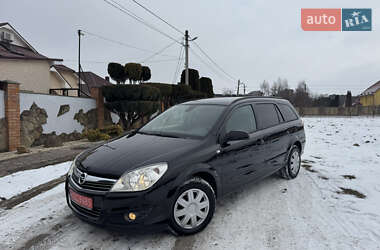 Універсал Opel Astra 2008 в Луцьку