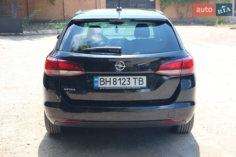 Универсал Opel Astra 2020 в Одессе