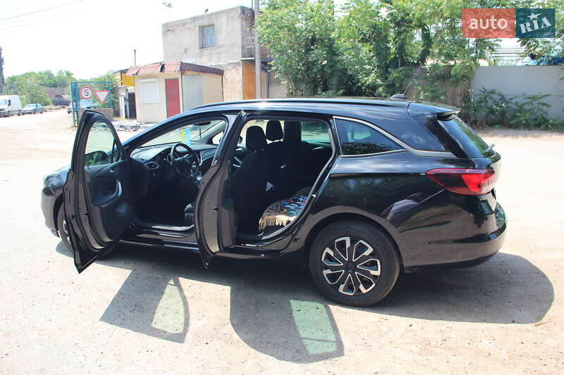 Универсал Opel Astra 2020 в Одессе