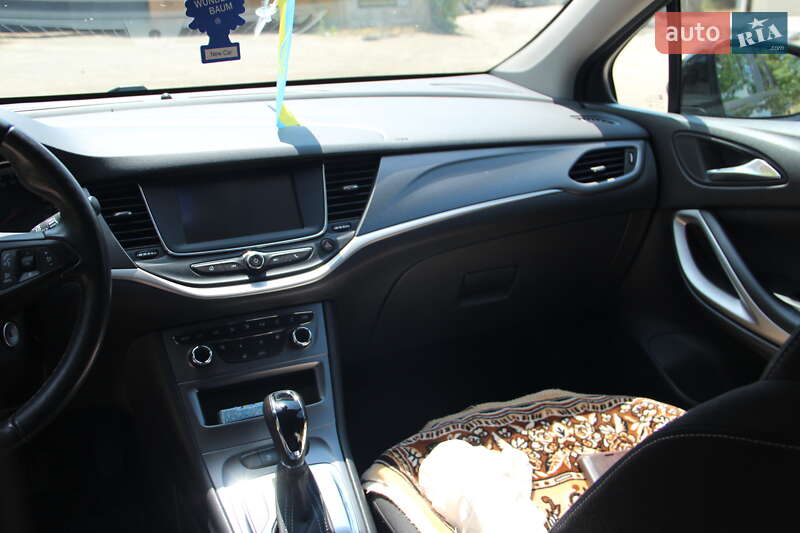Универсал Opel Astra 2020 в Одессе