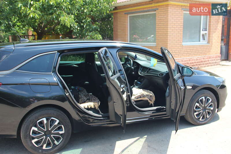 Универсал Opel Astra 2020 в Одессе