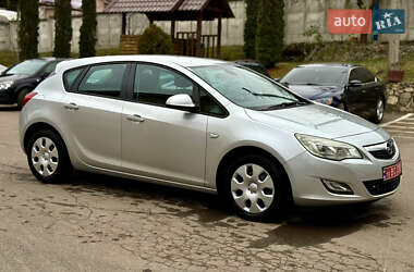 Хетчбек Opel Astra 2011 в Рівному