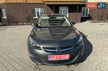 Универсал Opel Astra 2016 в Дубно