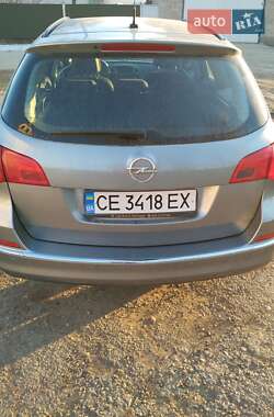 Универсал Opel Astra 2013 в 