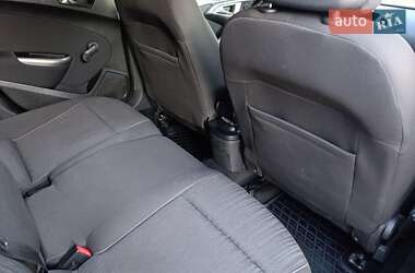 Универсал Opel Astra 2011 в 