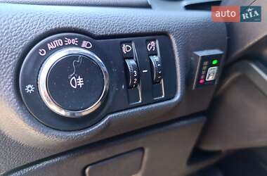Универсал Opel Astra 2011 в 